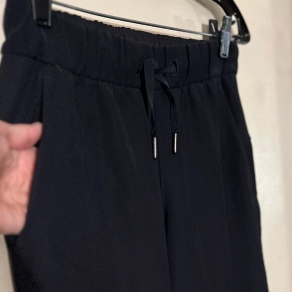 lululemon athletica Black Dance Pants/Joggers Size 4 EUC - Picture 2 of 5